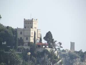 Xtrallusion photo gallery of Italy. Photos, pictures, images and photographs of the Italian Rivieras, the Italian Lakes, the Italian Alps, the Cinque Terre, the Amalfi coast and some of the most beautiful corners of Italy. Plus photos of Italian cities such as Pisa, Milan, Genoa and Rome.